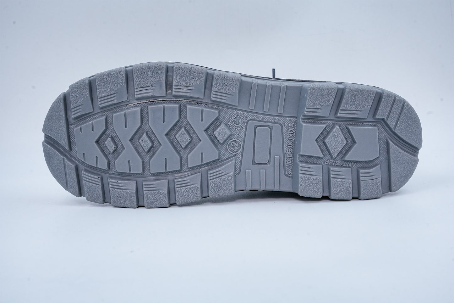 Upper – Green and black suede leather