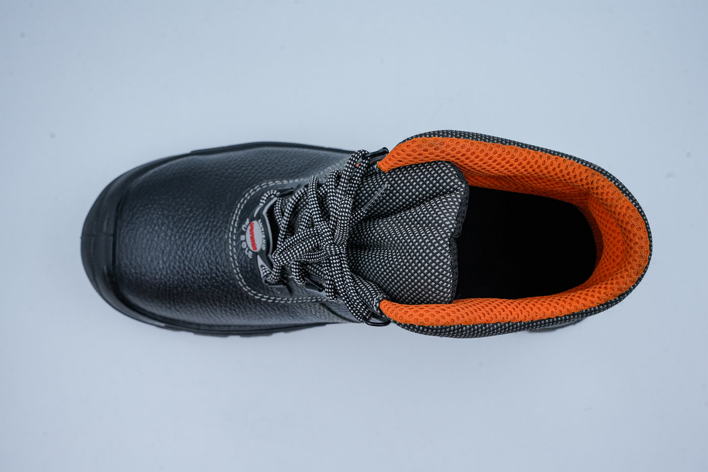 Upper – Buff barton Leather