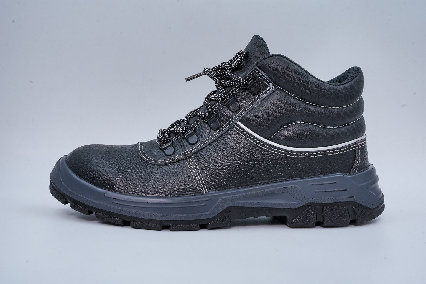 Upper – Buff barton Printed leather