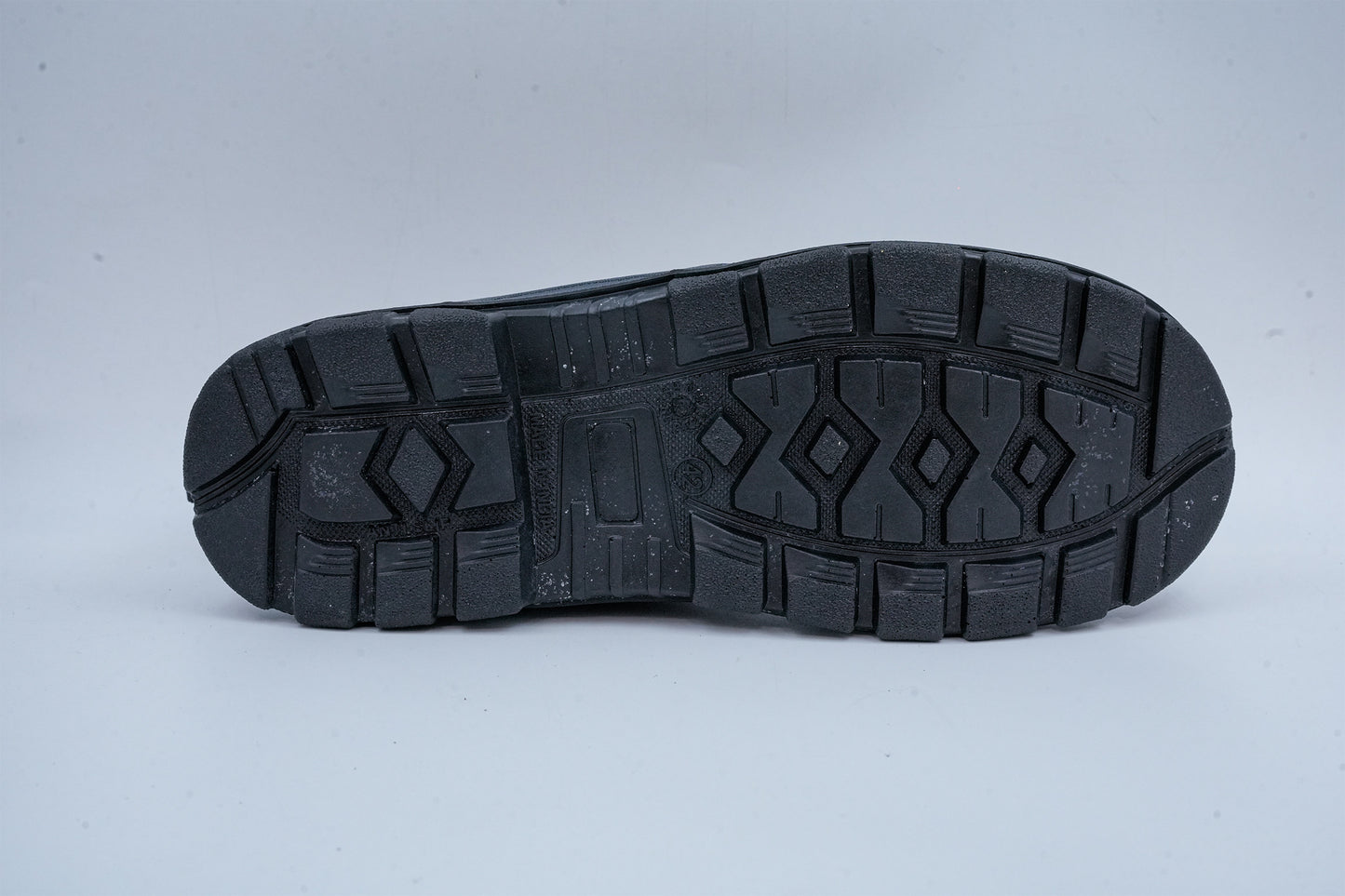 Upper – Bluish grey Suede Leather